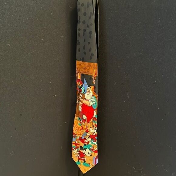 Disney Store Micky Mouse in Santa’s Workshop Silk Neck Tie - Picture 1 of 12